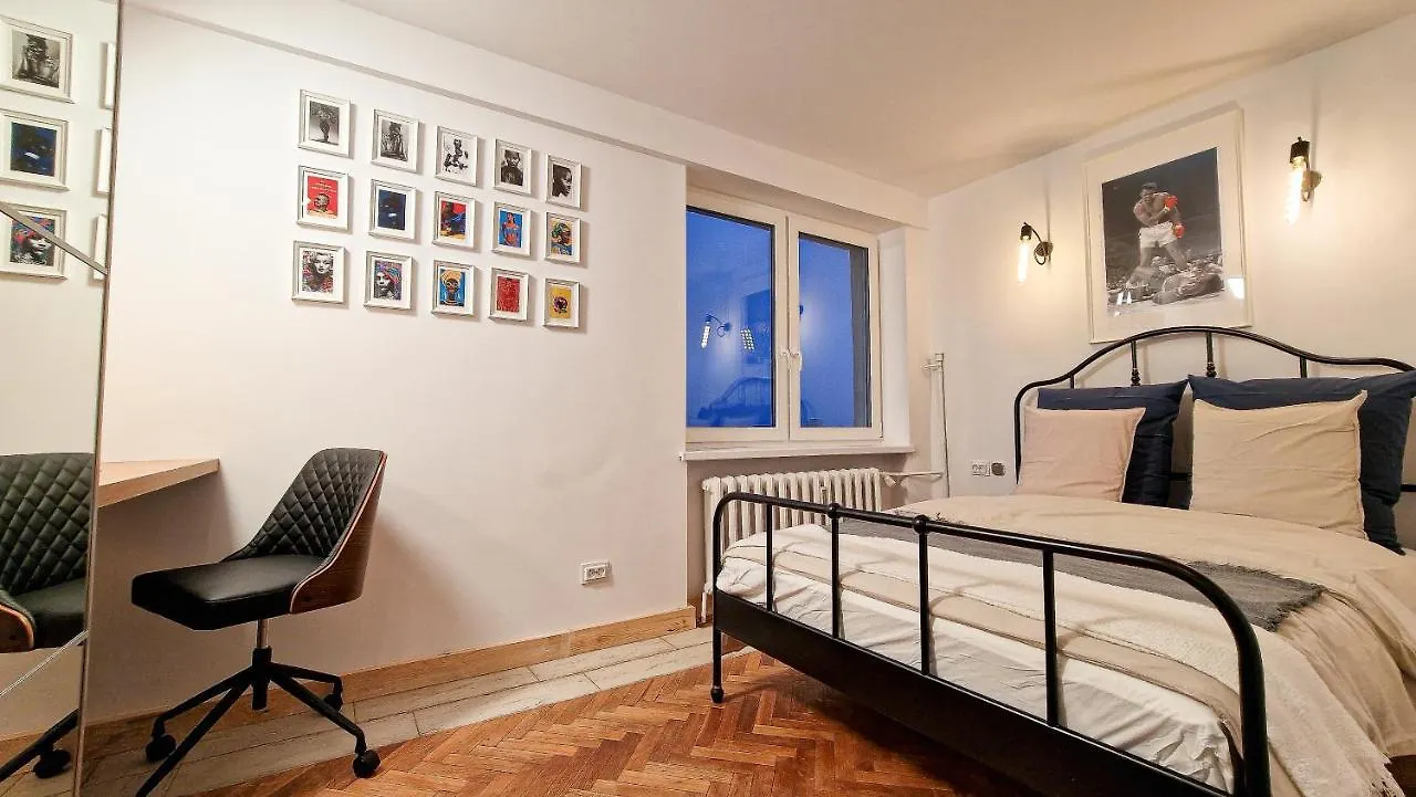 Spacious Flat With Amazing View - Fast Wifi Apartment Warsaw
