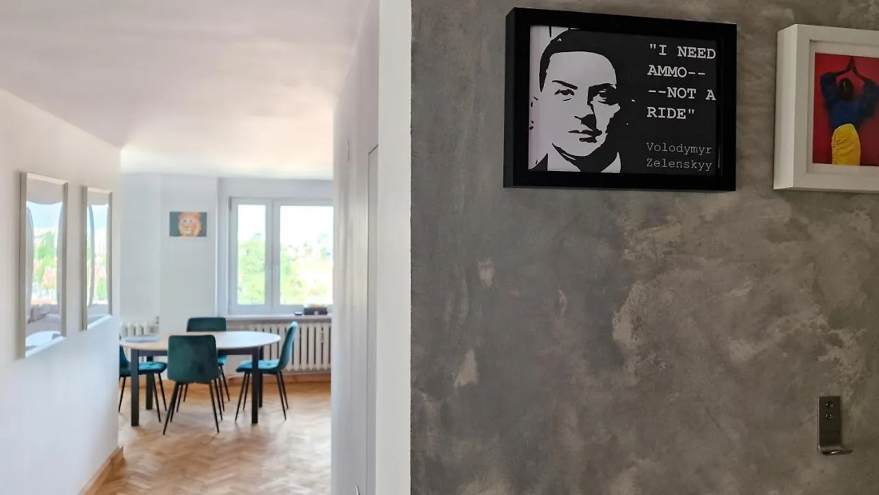 Spacious Flat With Amazing View - Fast Wifi Apartment Warsaw